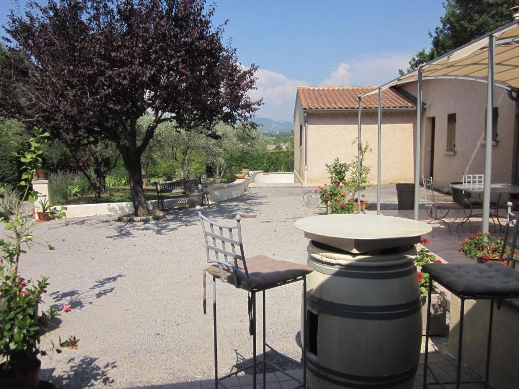 Les Verveines De Vaison Habitación foto